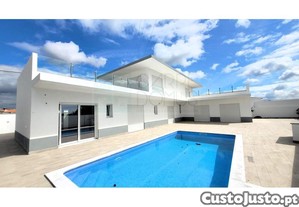 Nova Moradia De Luxo T4 Com Vista Mar E Piscina...