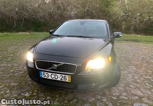 Volvo S40 2 - 06