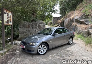 BMW 320 Coupe SPORT - 09