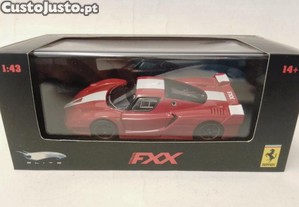 Ferrari FXX - 2005 - Red Scuderia - LookSmart OVP - schön (Neu (gemäss
