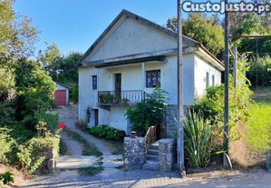 Casa / Villa T4 em Aldo de 310,00 m