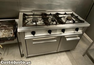 Fogo a Gs Profissional em Ao Inoxidvel (4 Queimadores)