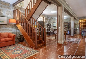 Moradia T6 - 5.000 M² De Terreno Viseu