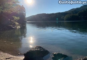 **Paraíso Natural à no Gerês: Terreno Espetacular com Acesso ao Rio Albufeira da Caniçada**