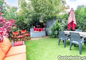 Moradia T4 De Charme Com Jardim E Piscina Na...