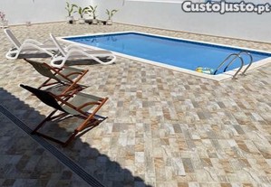 moradia c/piscina privada  Armaao pera/Algarve/ 400metros distancia praia