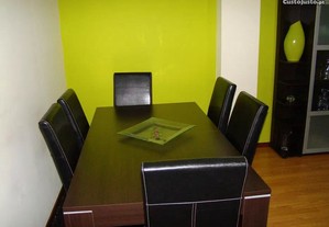 Mesa Extensível em Wengue para Sala de Jantar