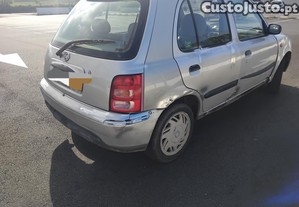 Nissan Micra 1.3 c gasolina - 01