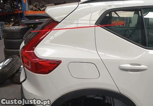 Painel Trs Direito Volvo Xc40 (536)