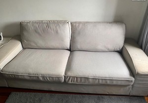 Sofa de sala cinzento