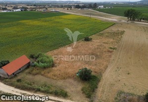 Casa de campo para restaurar com terreno e poço - sobral, santarém