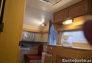 oportunidade caravana em ecelente estado com toldo nada a fazer