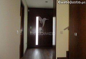 Moradia nova ao gaiashopping
