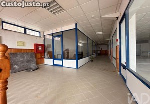 Loja / Estabelecimento Comercial em Peniche de 34,00 m²