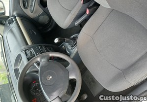 Renault Clio 15dci 70cv ano 2006 storia
