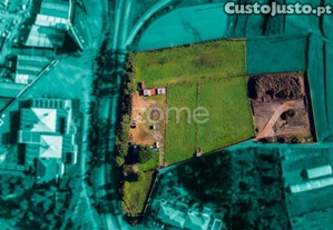 Terreno Com 22.000 M2 Em Frente À A28 Nó De...