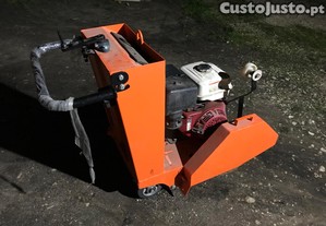 Mquina cortar beto / alcatro