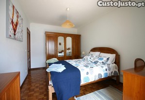 Quarto para estudante Viana