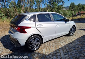 Hyundai i20 1.2 MPI comfort apenas 10 mil kms nacional - 24