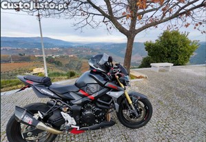 Suzuki GSR
