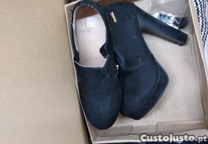 Botas