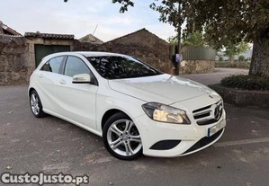 Mercedes-Benz A 180 d BlueEFFICIENCY Edition Style Tratamos do credito sem entrada inicial - 15
