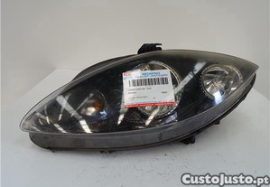 FAROLIM DIANTEIRO ESQUERDO Seat altea 5p1 032004 89309810
