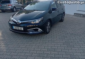 Toyota Auris 1.6 - 16