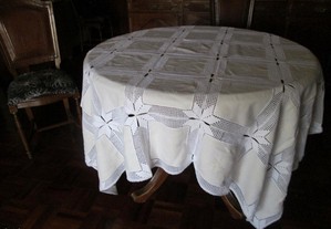 Toalha mesa quadrada em linho artesanal