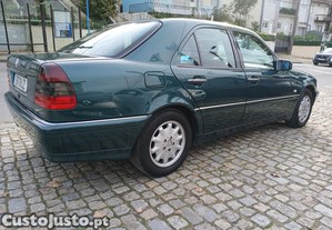Mercedes-Benz C 220 CDI ELEGANCE NACIONAL L/REVISOES MARCA - 00