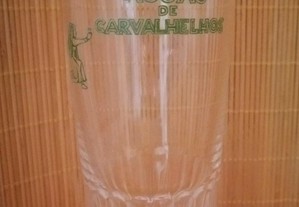 Copo antigo em vidro publicidade das Águas de Carvalhelhos ( modelo alto logotipo e rótulo Verde)