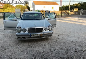 Mercedes-Benz E 220 220 Cdi (210 006) - 02