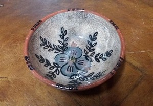 Tigela em Cerâmica muito antiga