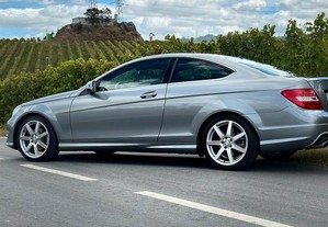 Mercedes-Benz C 220 coupe AMG