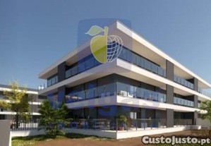 Apartamento T4 Novo em Leiria, Parceiros, com garagem box fechada e elevador