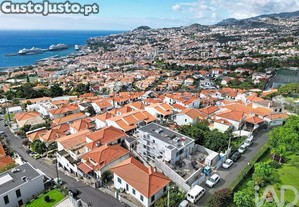 Apartamento T2 em Funchal (Santa Maria Maior) de 130,00 m²