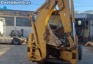 Retroescavadora Caterpillar 442