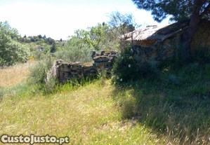 quinta c/casa em orca-fundo