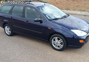 Ford Focus 1.4 - 00