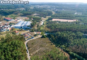 Terreno com 4950m2