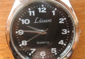 Relógio Luisant com mostrador preto (2)