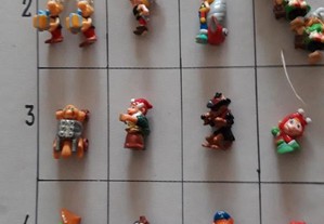 Bonecos miniaturas Kinder surpresa (várias coleções)