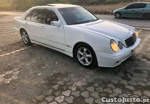 Mercedes-Benz E 220 CDI - 02