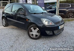 Ford Fiesta 1.4 Tdci ( Tratamos do credito sem entrada inicial )
