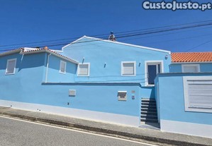 Casa de aldeia T3 em Maxial e Monte Redondo de 210,00 m²