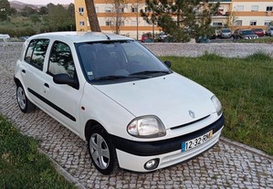 Renault Clio Bom estado