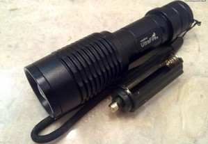 Kit lanterna ultrafire 2000 lm led c/ zoom