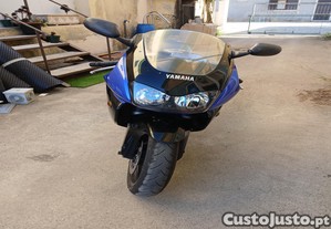Mota usada em bom estado - 98