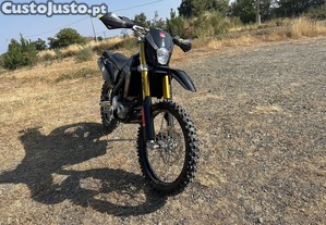 Rieju MRT 125