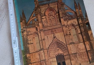 Grande Livro álbum sobre o Mosteiro da Batalha edição antiga fotos a cores